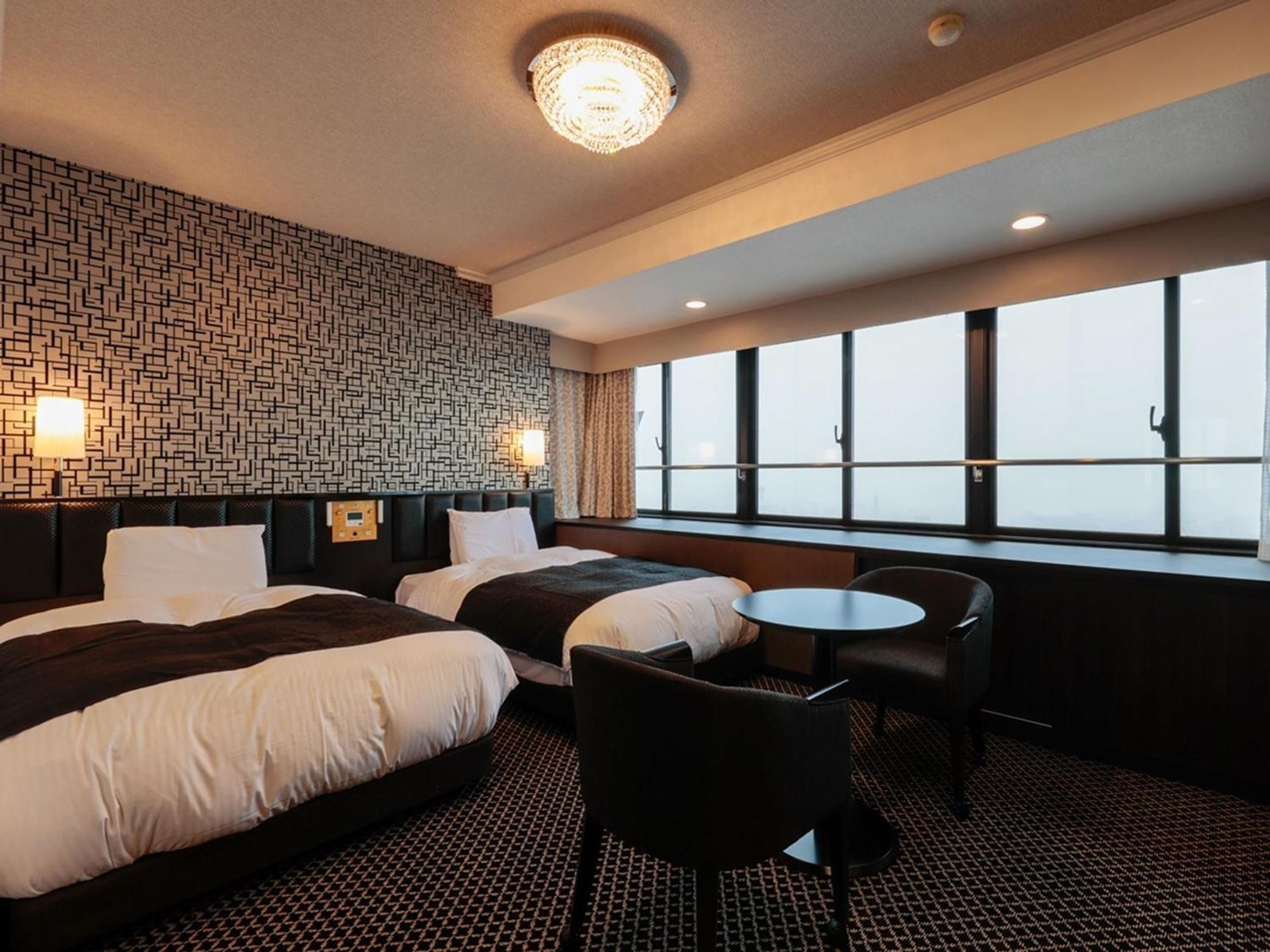 Apa Hotel Tonami Ekimae Extérieur photo