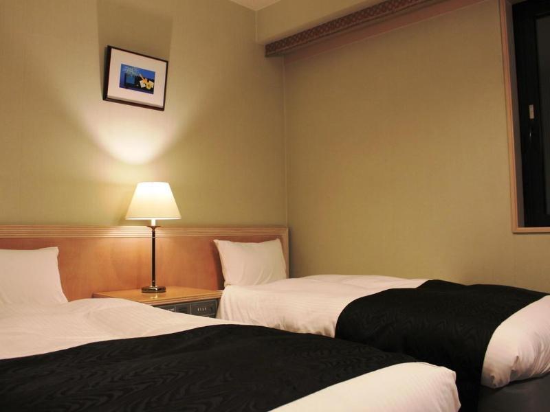 Apa Hotel Tonami Ekimae Extérieur photo